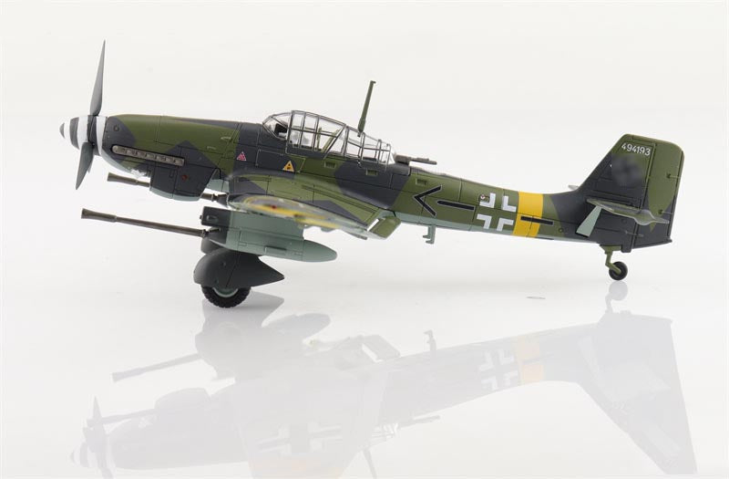 HOBBY MASTER Ju 87G-2 Tank Buster WNr. 494193 Stab./SG 2 Slovakia 1944 1:72 Airplane Pre-built Model