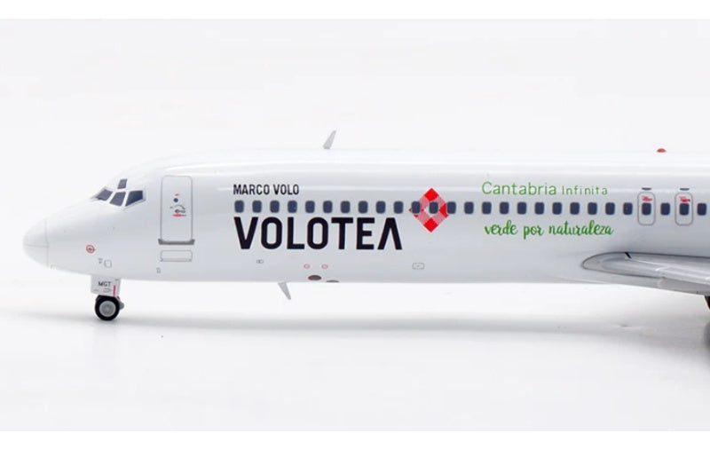 JC Wings 1:200 Volotea B717-200 EC-MGT  DIECAST Model
