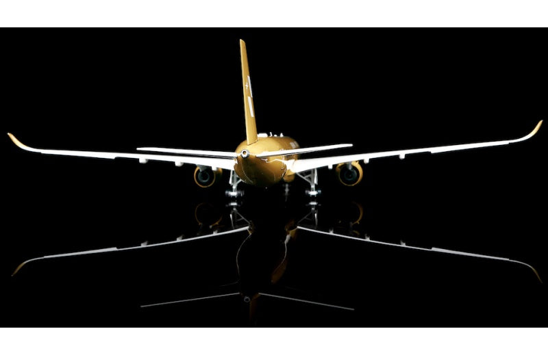 SQ Wings 1:200 Starlux Airlines A350-1000 B-58554 Standard Edition DIECAST Model