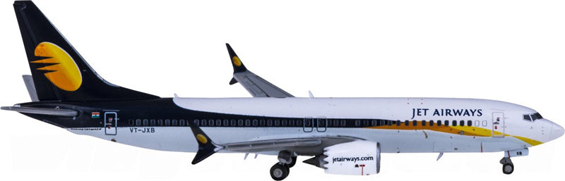 JC Wings Jet Airways Boeing 737 MAX 8 1:400 Diecast Model view 1