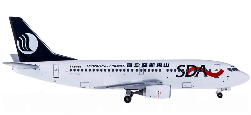 AeroClassics Shandong Airlines Boeing 737-300 B-2968 1:400 Diecast Model view 1