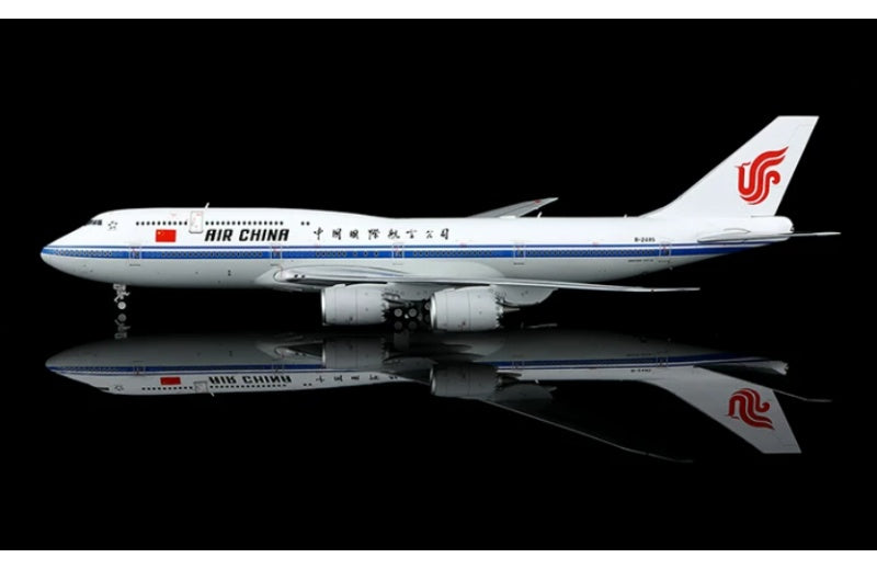 SQ Wings 1:200 Air China B747-8I B-2485 Standard Edition DIECAST Model
