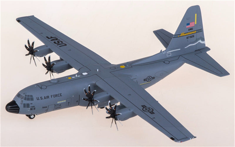 Geminijets USAF Lockheed C-130H Hercules 96-7325 1:200 Diecast Model view 1