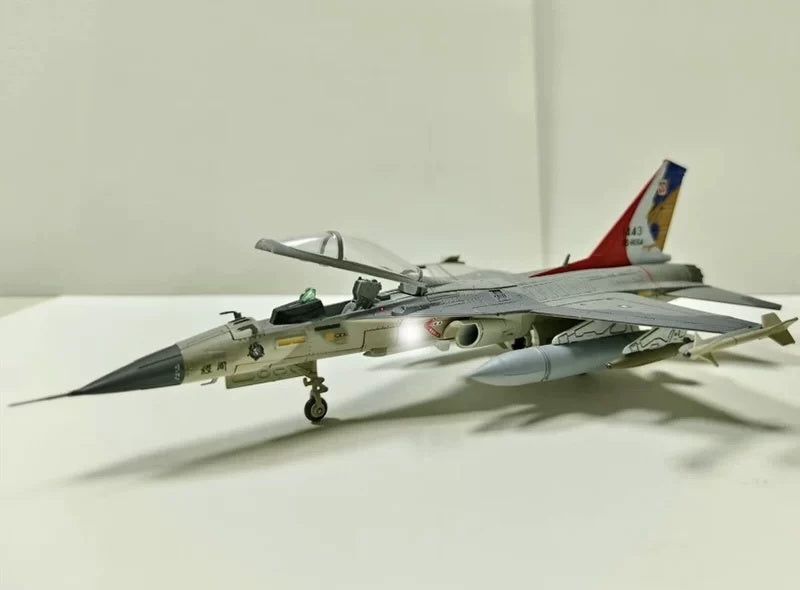 TTF  F-CK-1 IDF 1:72 Model    1443