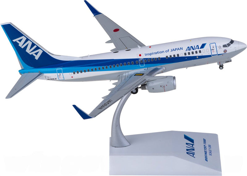 JC Wings ANA Boeing 737-700 JA06AN 1:200 Diecast Model view 2
