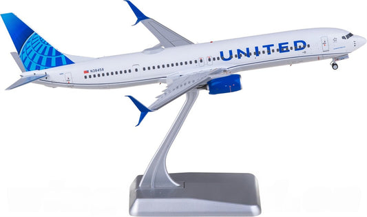 NG Models 1:200 United Airlines Boeing 737-900ER N38458 Model