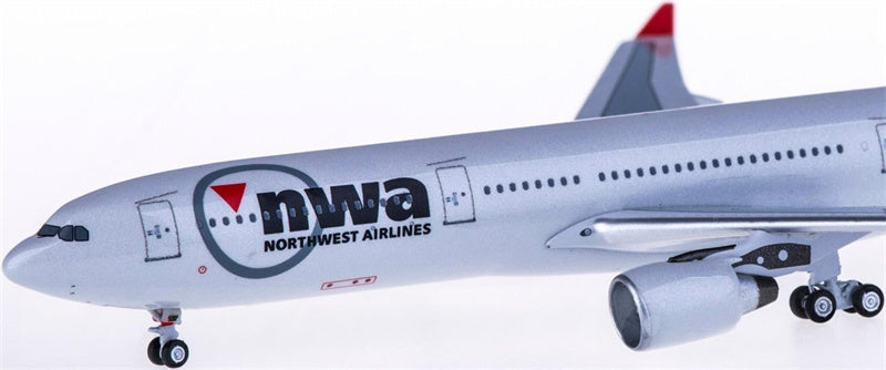 AeroClassics Northwest Airlines Airbus A330-300 N808NW 1:400 Diecast Model view 3