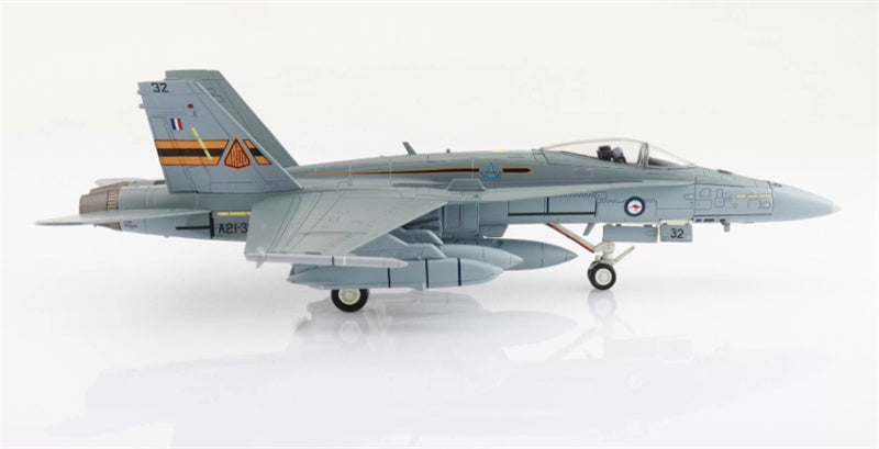 HOBBY MASTER F/A-18A Hornet ARDU A21-32 RAAF 1:72 Airplane Pre-built Model