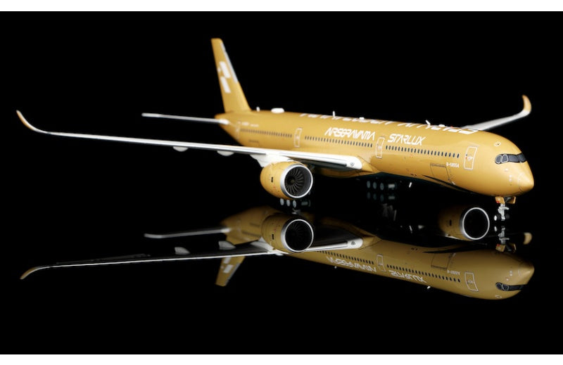 SQ Wings 1:200 Starlux Airlines A350-1000 B-58554 Standard Edition DIECAST Model