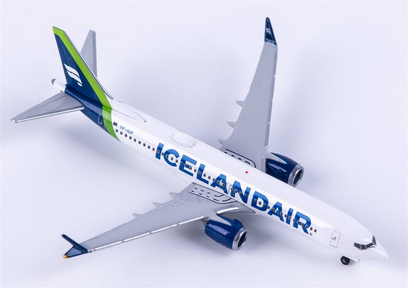 Herpa Icelandair Boeing 737 Max 8 TF-ICP 1:500 Diecast Model view 4