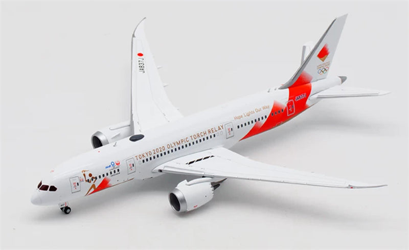 JC Wings 1:400 Japan Airlines Boeing 787-8 JA837J  DIECAST Model
