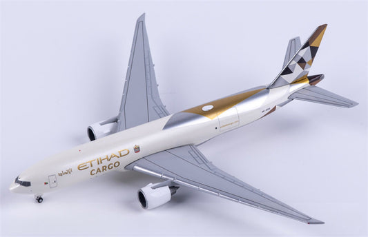 Herpa Etihad Cargo Airways Boeing 777-200LRF A6-DDD 1:500 Diecast Model view 1