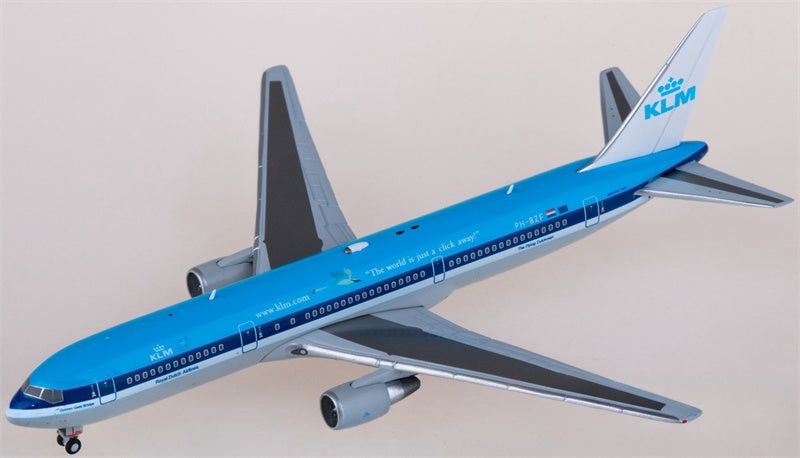 JC Wings KLM Boeing 767-300ER PH-BZF 1:400 Diecast Model view 3