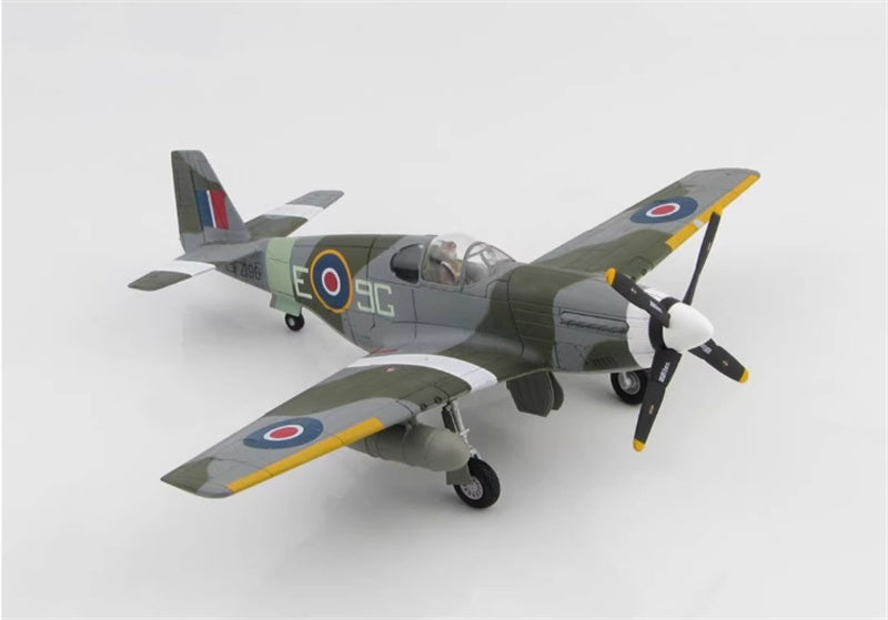 Hobby Master Mustang Mk.III 9G-E 441 Squadron RCAF May 1945 1:48 Airplane Pre-built Model