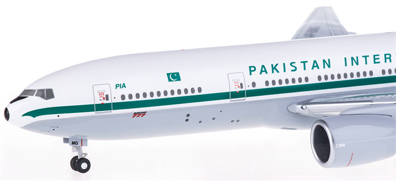 Hogan Pakistan International Airlines Boeing 777-200 AP-BMG Retro Livery 1:200 ABS Model view 5