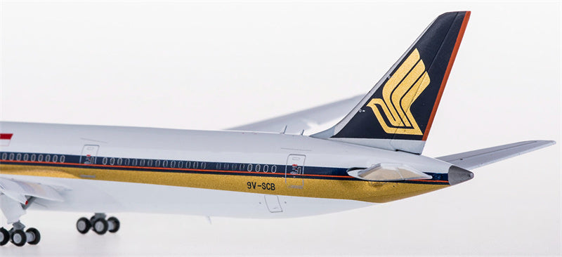 JC Wings Singapore Airlines Boeing 787-10 9V-SCB Flaps Down 1:400 Diecast Model view 4