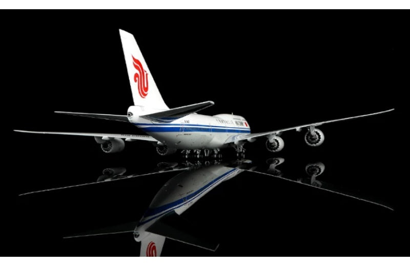 SQ Wings 1:200 Air China B747-8I B-2487 Standard Edition DIECAST Model
