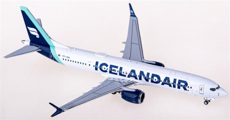 NG Models Icelandair Boeing 737 MAX 9 TF-ICA 1:400 Diecast Model view 3