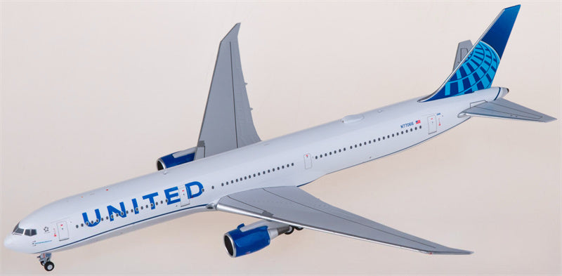 NG Models United Airlines for Boeing 767-400ER N77066 1:400 Airplane Pre-built  Airliner Model Display