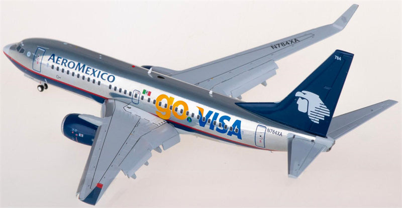 JC Wings Aeroméxico Boeing 737-700 N784XA Flaps Down 1:200 Diecast Model view 2