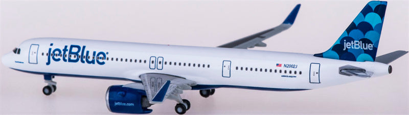 Herpa JetBlue Airbus A321neo N2002J 1:500 Diecast Model view 4