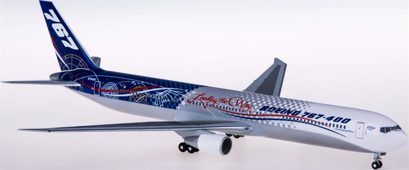 Hogan Boeing 767-400 N76400 1:200 ABS Model view 3