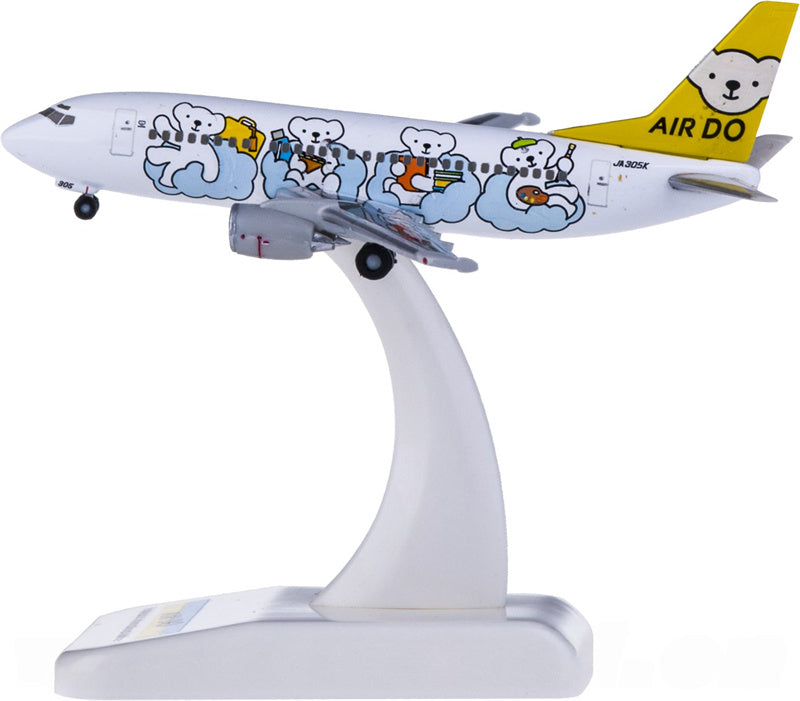Hogan Air Do Boeing 737-500 JA305K Bear Do 1:500 ABS Model view 2