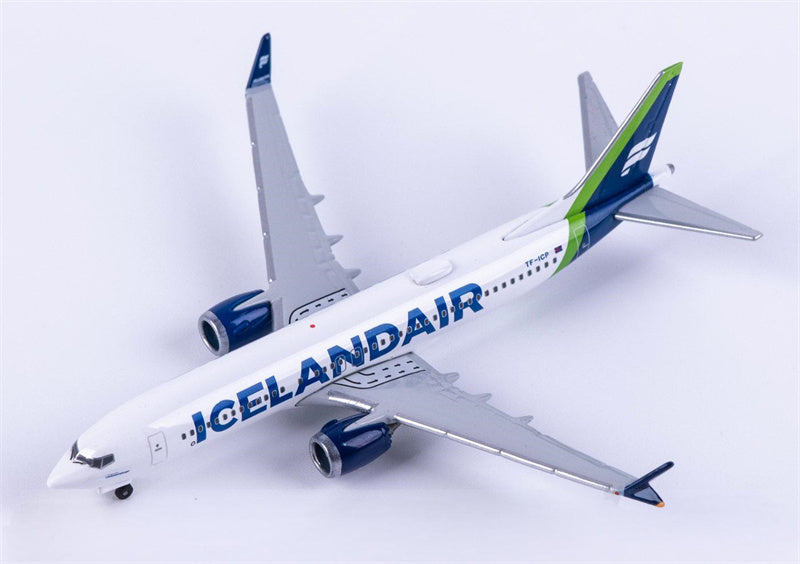 Herpa Icelandair Boeing 737 Max 8 TF-ICP 1:500 Diecast Model view 3
