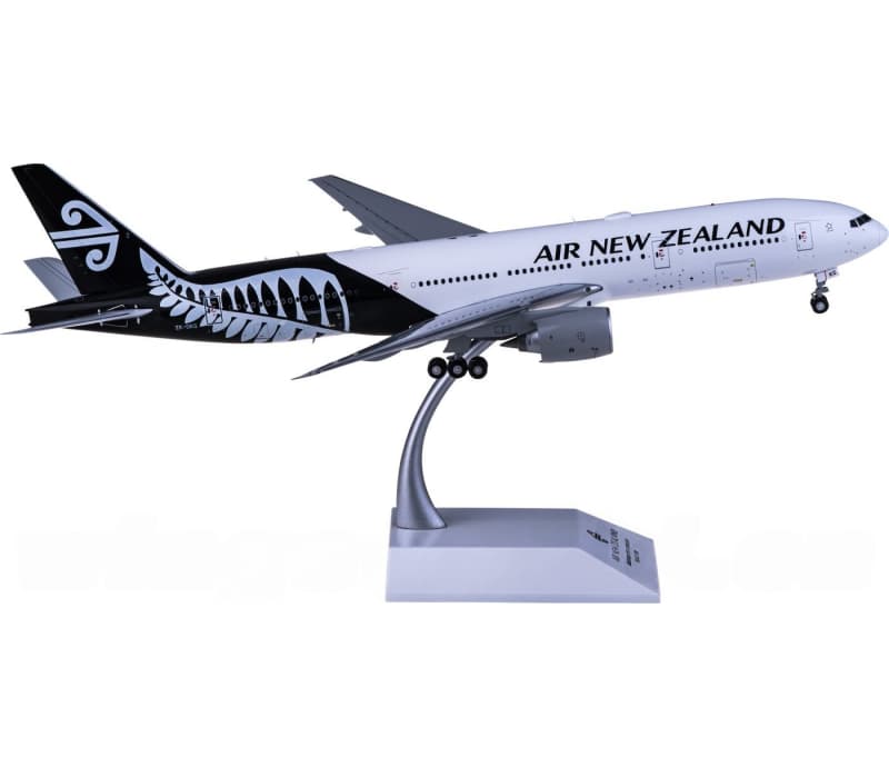 JC Wings Air New Zealand Boeing 777-200ER ZK-OKG 1:200 Aircraft Pre-built  Airliner Model Display