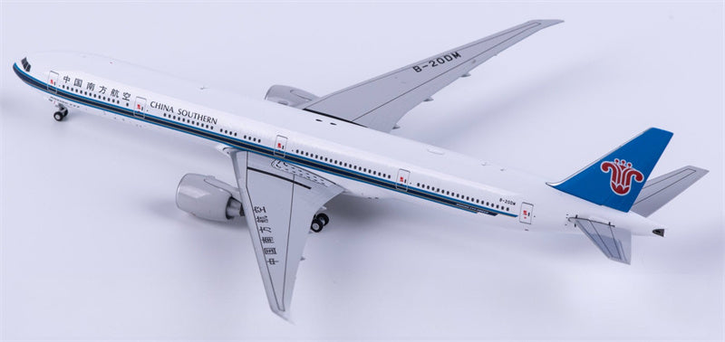 NG Models China Southern Boeing 777-300ER B-20DM 1:400 Diecast Model view 4