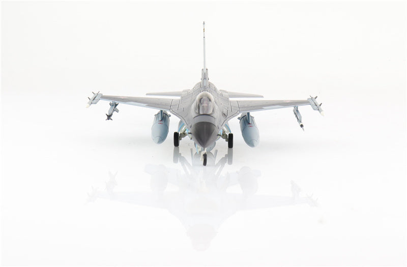 HOBBY MASTER F-16C Fighting Falcon Shark 86-0272 57th Wing 64th Aggressor Sqn. Nellis AFB March 2017 1/72 Aircraft Pre-built Model
