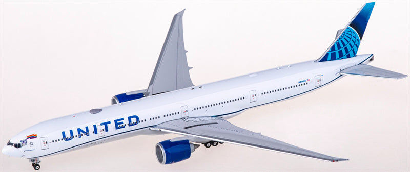 Phoenix United Airlines Boeing 777-300ER N2749U 1:400 Diecast Model view 3