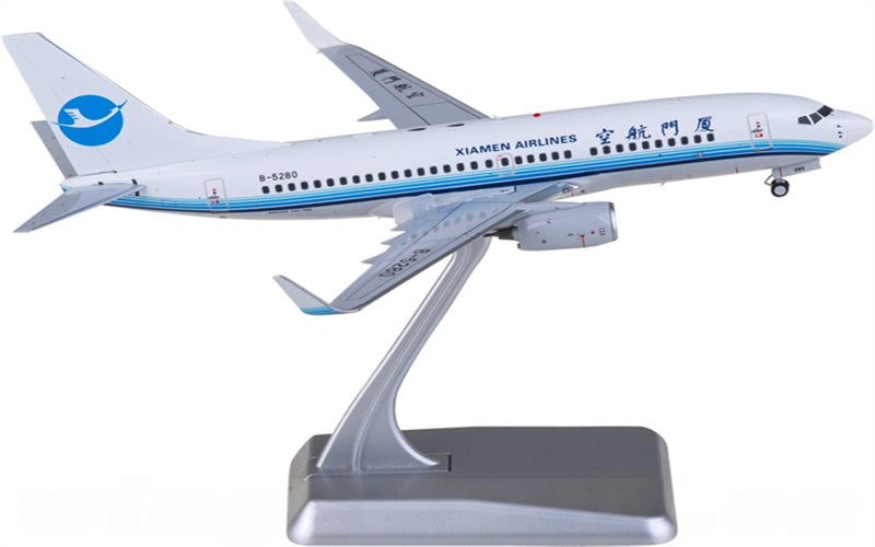 XiamenAir Boeing 737-700 B-5280 1:200 Diecast Model view 2