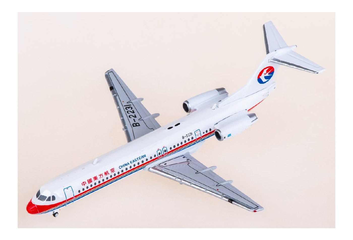 Undefined Collectibles 1:400 China Eastern Airlines Fokker 100 B-2231  DIECAST Model