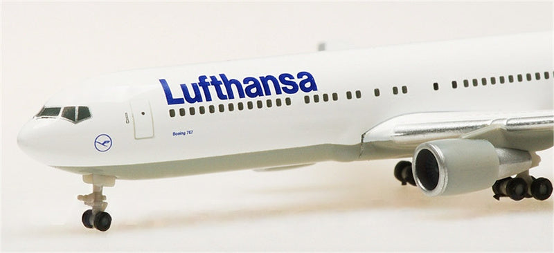 Herpa Lufthansa for Boeing 767-300ER D-ABUC 1:500 Airplane Pre-built  Airliner Model Display