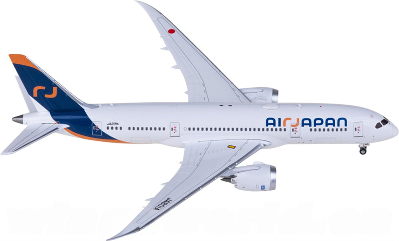 JC Wings Air Japan Boeing 787-8 Dreamliner JA801A 1:400 Diecast Model view 1