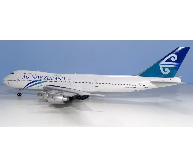 BigBird 1:400 Air New Zealand 747-200B ZK-NZY  DIECAST Model