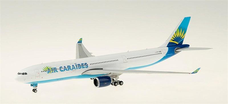 Phoenix Air Caraibes Airbus A330-300 F-HPTP 1:400 Diecast Model view 1