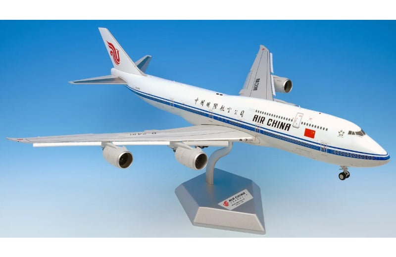 SQ Wings 1:200 Air China B747-8I B-2481 Flaps down DIECAST Model