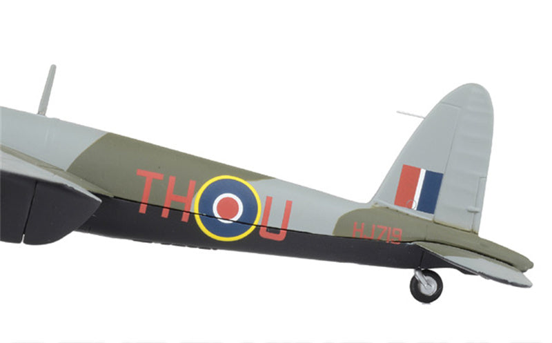 CORGI de Havilland Mosquito FB.Mk VI RCAF No.418 Sqn, HJ719 Moonbeam McSwine, James Forrest 'Lou' Lima, England, Januar 1944 Limited Edition 1/72 Aircraft Pre-built Model