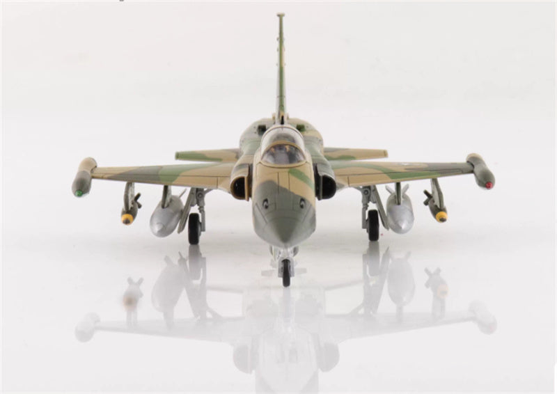 HOBBY MASTER F-5C Skoshi Tiger 64-13332 10th Fighter Commando Sqn. USAF Bien Hoa AFB 1965 1:72 Aircraft Pre-built Model