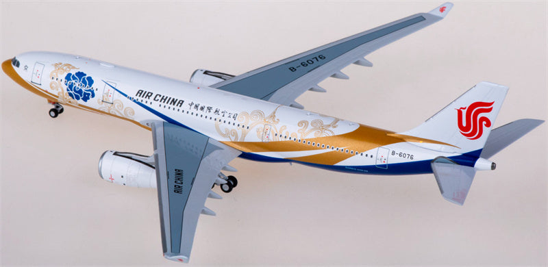 NG Models Air China Airbus A330-200 B-6076 1:400 Diecast Model view 3
