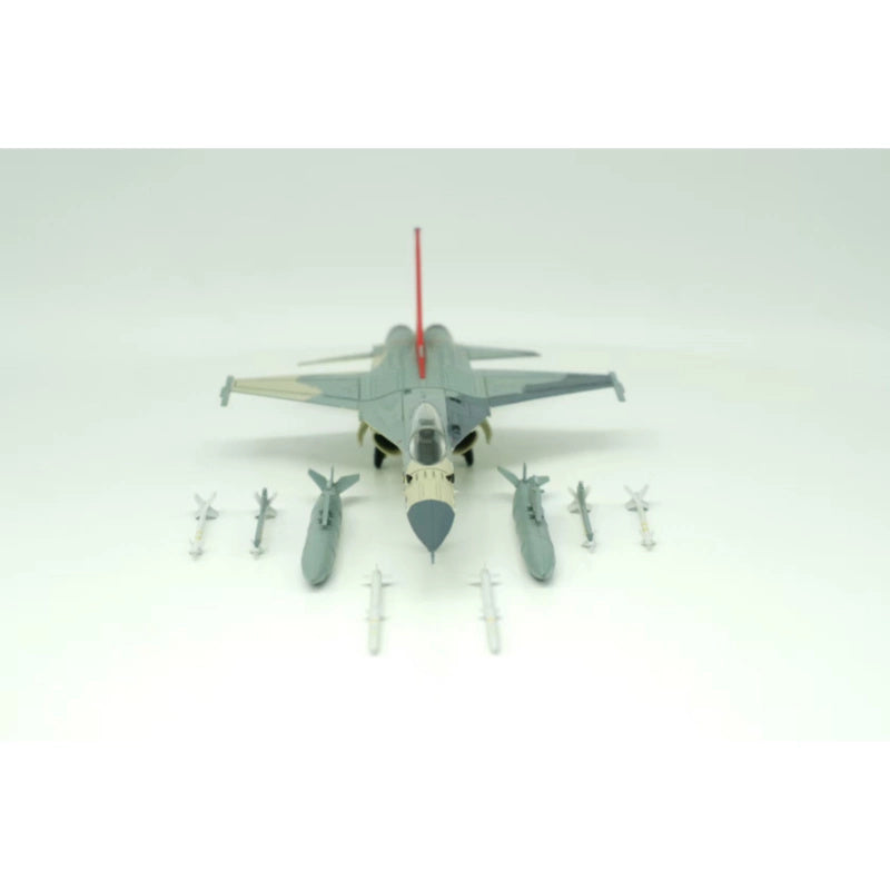 Bless Wing ROCAF IDF F-CK-1 C/D  1:72 Model   Single-seat version 1443