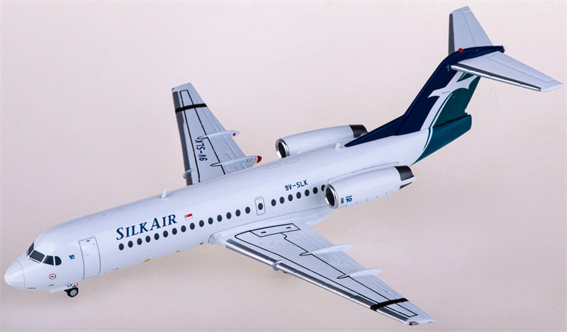 JC Wings SilkAir Fokker 70 9V-SLK 1:200 Diecast Model view 2
