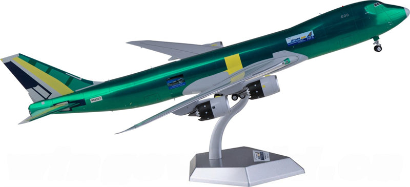 SQ Wings Atlas Air Boeing 747-8F N863GT 1:200 Diecast Model view 1