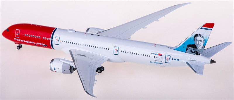 NG Models Norwegian Air Shuttle Boeing 787-9 G-CKWD 1:400 Diecast Model view 2