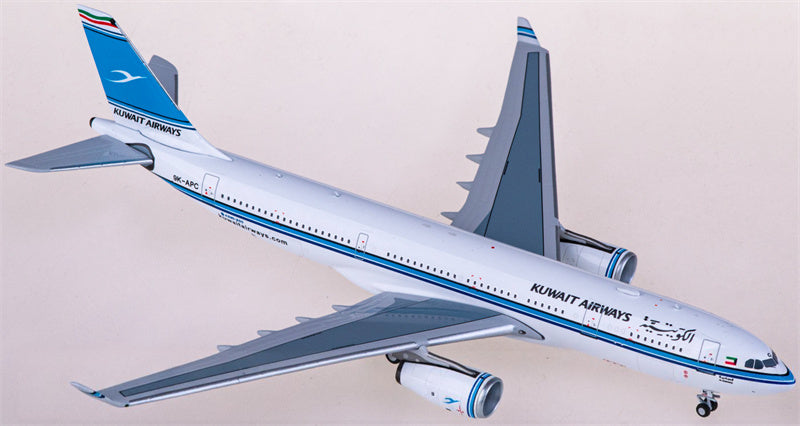 NG Models Kuwait Airways Airbus A330-200 9K-APC 1:400 Diecast Model view 4