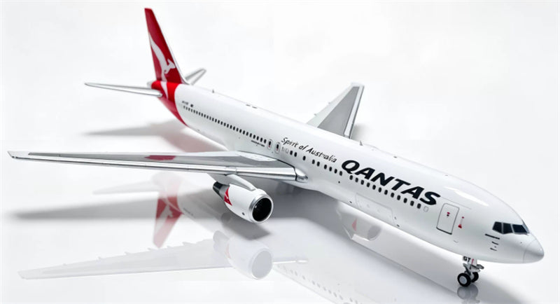 PandaModel 1:400 Qantas Airways B767-300 VH-OGT DIECAST Model