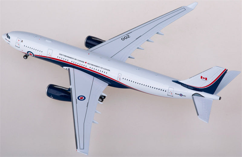 NG Models RCAF Airbus A330-200 CC-330 Husky 330002 1:400 Diecast Model view 4