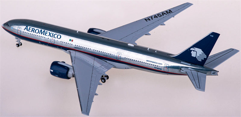 JC Wings Aeromexico Boeing 777-200ER N745AM 1:400 Diecast Model view 3